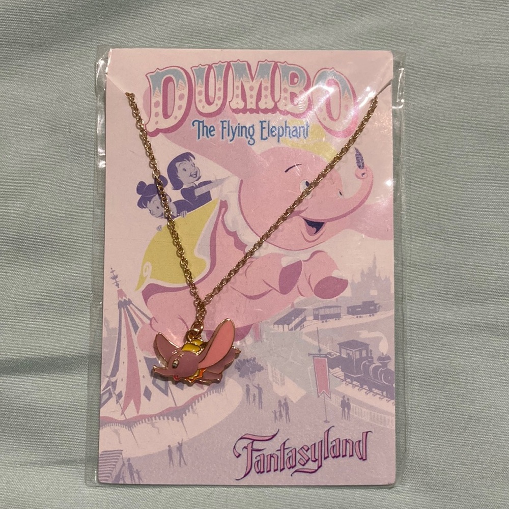 NWT never opened Fantasyland Dumbo the flying elephant Disney Parks Necklace